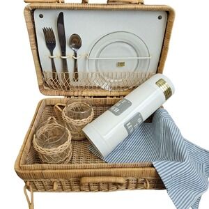 Vintage‎ "Out to Lunch" Wicker Picnic Basket